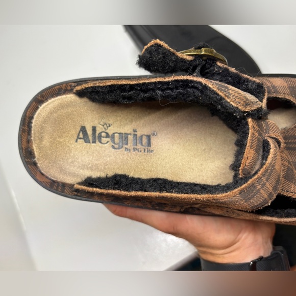 Women’s Alegría Brown Plaid Fur Sherpa Lined Leather Mules size 42 US 11 men 9 - Picture 9 of 10